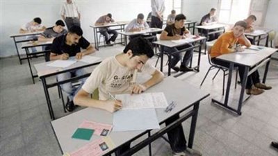 طلاب الثانوية العامة يمتحنون اليوم مادتى 