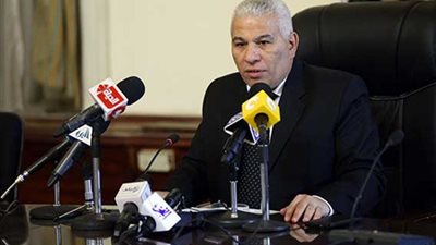 التعليم: تسريبات الكمياء والفلسفة وهميه.. ونشر صور بأسئلة الامتحانين لا يعد تسريبا