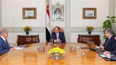 السيسى أثناء اجتماعه باسماعيل والشيحى: لا بد من تطوير نظم القبول بالجامعات المصرية 