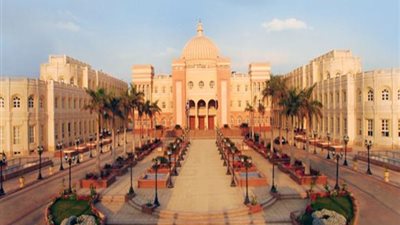 بدء الدراسة بكليتي القانون والآداب بالجامعة البريطانية العام المقبل 2016 / 2017