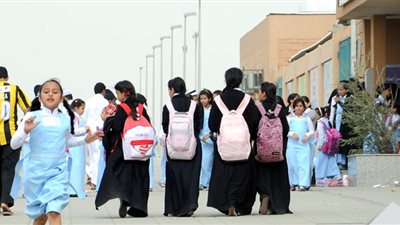 براتب يبدأ بـ 3500 ريال سعودى.. مدارس أهلية بجدة تعلن عن وظائف للمعلمين.. ننشر التخصصات والمزايا