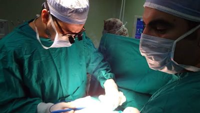 إجراء جراحة طارئة لزرع الشرايين التاجية لإنقاذ حياة مريض بجامعة المنوفية