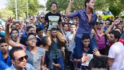 اخلاء سبيل طالبين بكفالة 500 جنيه للتحريض على التظاهر بمحيط 