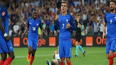 ديوك فرنسا تصيح وتهزم الماكينات الألمانية بهدفين نظيفين وتصعد لنهائى أوروبا