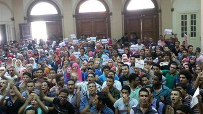تجارة القاهرة تعلن عن الأوراق المطلوبة لالتحاق الطلاب بها