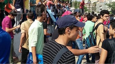 طلاب الثانوية يدعون للتظاهر بعد ظهر اليوم أمام مقر وزارة التربية والتعليم