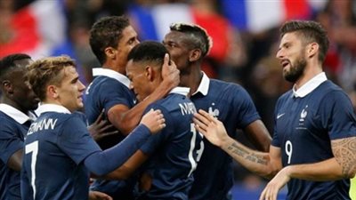 الديوك الفرنسية يحلمون بانجاز بلاتينى ورفاقه الليلة بـ