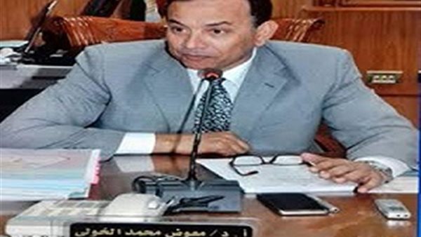 الدكتور معوض الخولى