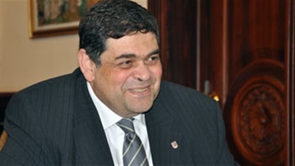  الدكتور اشرف حاتم