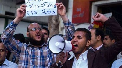 الداخلية: الافراج عن 18 من حملة الماجستير والدكتوراه دون تحرير اى محاضر ضدهم