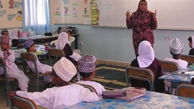 للتعاقد الفورى.. سلطنة عمان تعلن عن وظائف للمعلمات.. ننشر نص الاعلان