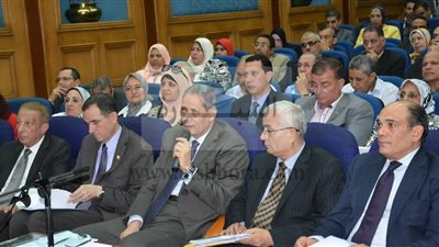 الهلالى يشدد على اعادة توزيع المعلمات المغتربات على المديريات قبل نهاية يوليو