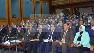 الهلالى يعلن عن مجموعات التقوية كبديل للدروس الخصوصية.. وحرية الطالب فى التسجيل مع المدرس الراغب فيه