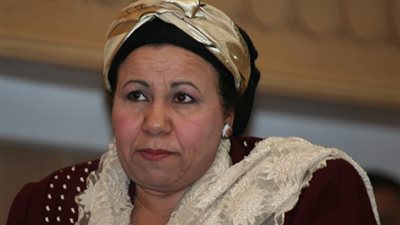 نائبة تستهزئ بحملة الماجستير المطالبين بحقهم فى التعيين قائلة : حصلوا عليه فى حتى ومتى والكلام الفارغ ده