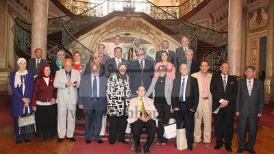 جامعة عين شمس تحتفل بالأساتذة الحاصلين على جائزتها التقديرية.. عزت: زيادة الجائزة المالية لـ 50 ألف جنيه