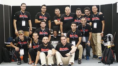 فريق طلاب هندسة القاهرة يشارك فى سباق فورميولا 2016 ببريطانيا