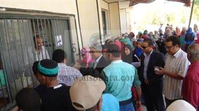 رئيس جامعة جنوب الوادي يتفقد اختبارات القدرات 