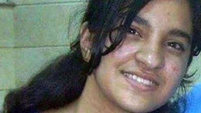 ننشر قصة طالبة 