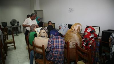 بالصور| بدء التنسيق الالكتروني بمعامل جامعة جنوب الوادي