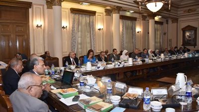 جامعة القاهرة: طباعة المناهج الدراسية بطريقة 