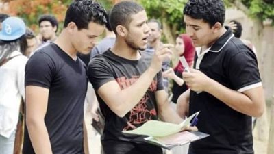 10 طلاب يحررون محاضر ضد الوزارة بسبب تبديل كراسات الإجابة الخاصة بهم 