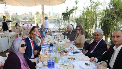 وزيرة الهجرة تبحث الاستفادة من تحويلات المغتربين في تحسين الاستثمار المحلي