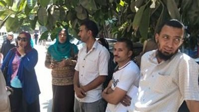 فى تظاهرة أمام مجلس الوزراء.. قدامى التربويين يطالبون بالتعيين وبتحويل المعلمين غير المؤهلين للأعمال الإدارية