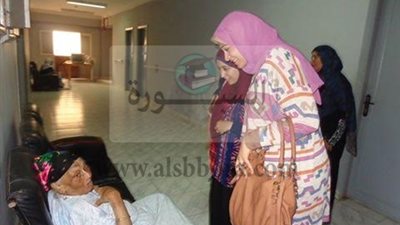 قافلة جامعة المنوفية تزور دار المسنين ببركة السبع