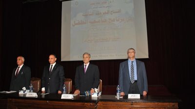  بالصور.. جابر نصار ورئيس أكاديمية البحث العلمى يفتتحان المرحلة الثالثة من برنامج جامعة الطفل