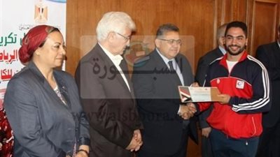 الشيحى يكرم منتخب الجامعات للكاراتيه بمناسبة حصوله على المركز الثانى فى بطولة العالم