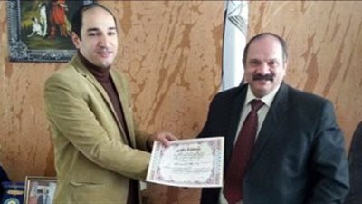 معلم الـ 30 جنيها: لم اتطلع الى المكافأة.. ومصافحتى للوزير أفضل تكريم