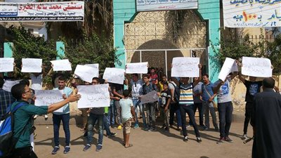 بالصور.. ثورة الطلاب على اغلاق مراكز الدروس الخصوصية مستمرة.. ننشر التفاصيل