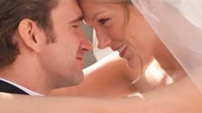 لهذه الاسباب ..لابد ان يتزوج الصحفي من صحفية 