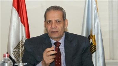 ننشر.. نص  قرار توزيع منهج مادة اللغة العربية للصف الثالث الثانوى للعام الدراسى 2016 / 2017