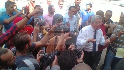 بالصور| نواب البرلمان ينضمون الي 