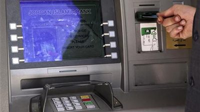 مؤذن بالأوقاف يستولى على 6000 جنيه من مدرس عن طريق ماكينة الصرف الآلى