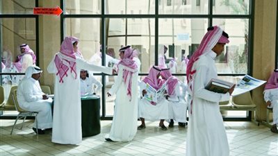 السعودية توزع 150 حقيبة مدرسية على طلاب أسر السجناء والمفرج عنهم