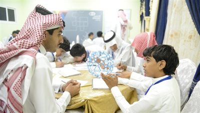 السعودية : السجن 5 سنوات وغرامة3 ملايين ريال عقوبة من يسئ للمعلم 