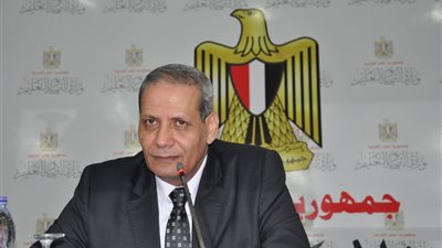 تعليم الأقصر يرفض تسليم سيارات لمديري الإدارات التعليمية.. مفيش سائقين