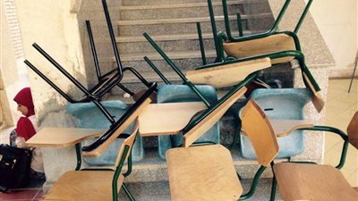 اتحاد طلاب معهد العاشر : مستمرون في الاضراب عن الدراسة حتي رحيل العميد