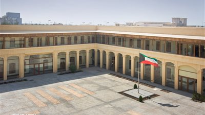 بمرتبات مرتفعة| الكويت تعلن وظائف شاغرة للمعلمين في جميع المواد