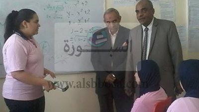 وكيل تعليم الأقصر يشهد طابور الصباح بمدرسة المتفوقين للعلوم والتكنولوجيا