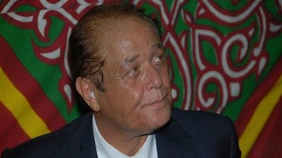 نقيب المهن التمثيلية يكشف حقيقة وفاة الفنان محمود عبدالعزيز