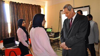 الهلالي الشربيني : الطالب الواحد في مدرسة المتفوقين يكلف الدولة 40 ألف جنيها سنويا