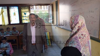 إحالة مديرة مدرسة للتحقيق بعد مشادات بينها وبين وكيل تعليم الاسماعيلية