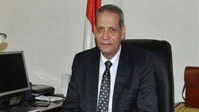 التعليم : إحالة واقعة تعدى عم طالب بمدرسة نبيل الردة بالجيزة على معلم بالمدرسة للتحقيق