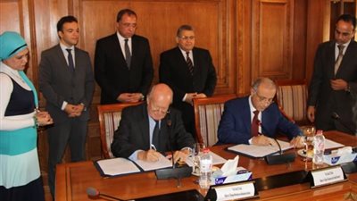الشيحى يشهد توقيع بروتوكول تعاون لإنشاء جامعة اسلسكا -مصر لإعداد وتأهيل القيادات الحكومية 