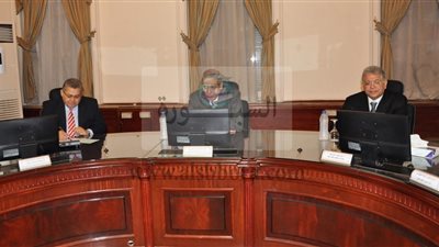 الهلالى يعقد ورشة عمل لتوحيد الرؤى والاتجاهات لتطوير المناهج 