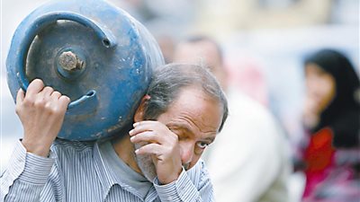 ننشر أسعار البنزين والسولار.. أنبوبة البوتاجاز بــ 15 جنيها  