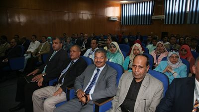 7أبحاث في العلوم البيطرية في الجلسة السابعة لمؤتمر شباب الباحثين